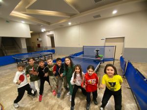 Uşak’ta Raketler Konuşuyor: Uşak Spor Kulübü Masa Tenisi Eğitimleri Başladı!